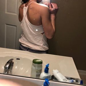 Lululemon tank top